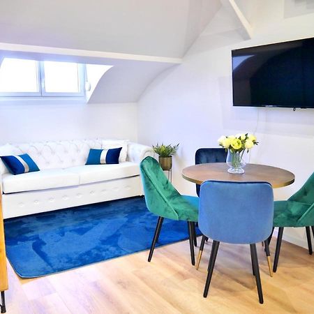 Loft Inn Еперне Екстериор снимка